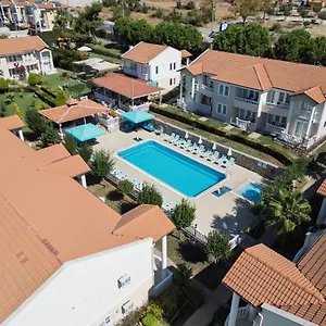 2* Hotel Larimar